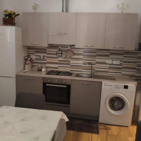 Sisters' House Apartman *