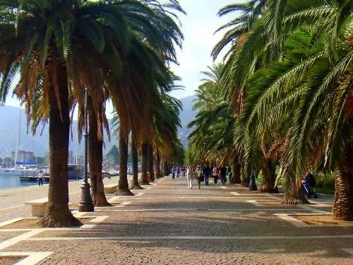 Sisters' House * La Spezia